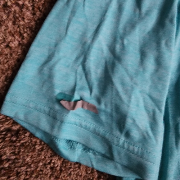 YXL Russell dri-power 360 ocean teal tshirt - Picture 5 of 5